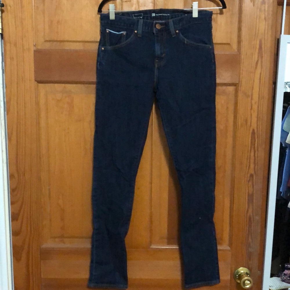 Dark wash boyfriend skinny fit Levi jeans